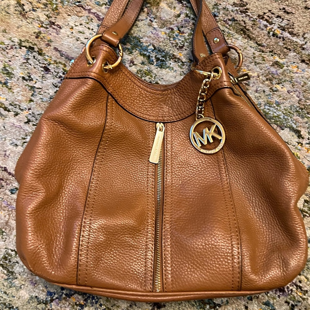 Michael Kors Bucket Bag, brown with brass